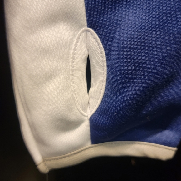 BNWT Toronto Maple Leafs Zipped Sweater - Picture 10 of 10